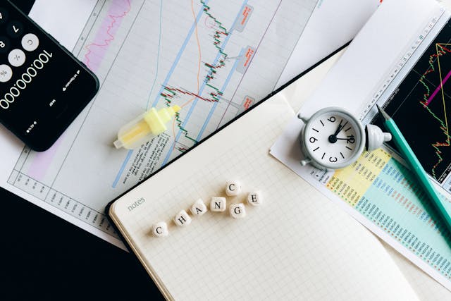 Can a Forex trader control a transaction within the market?